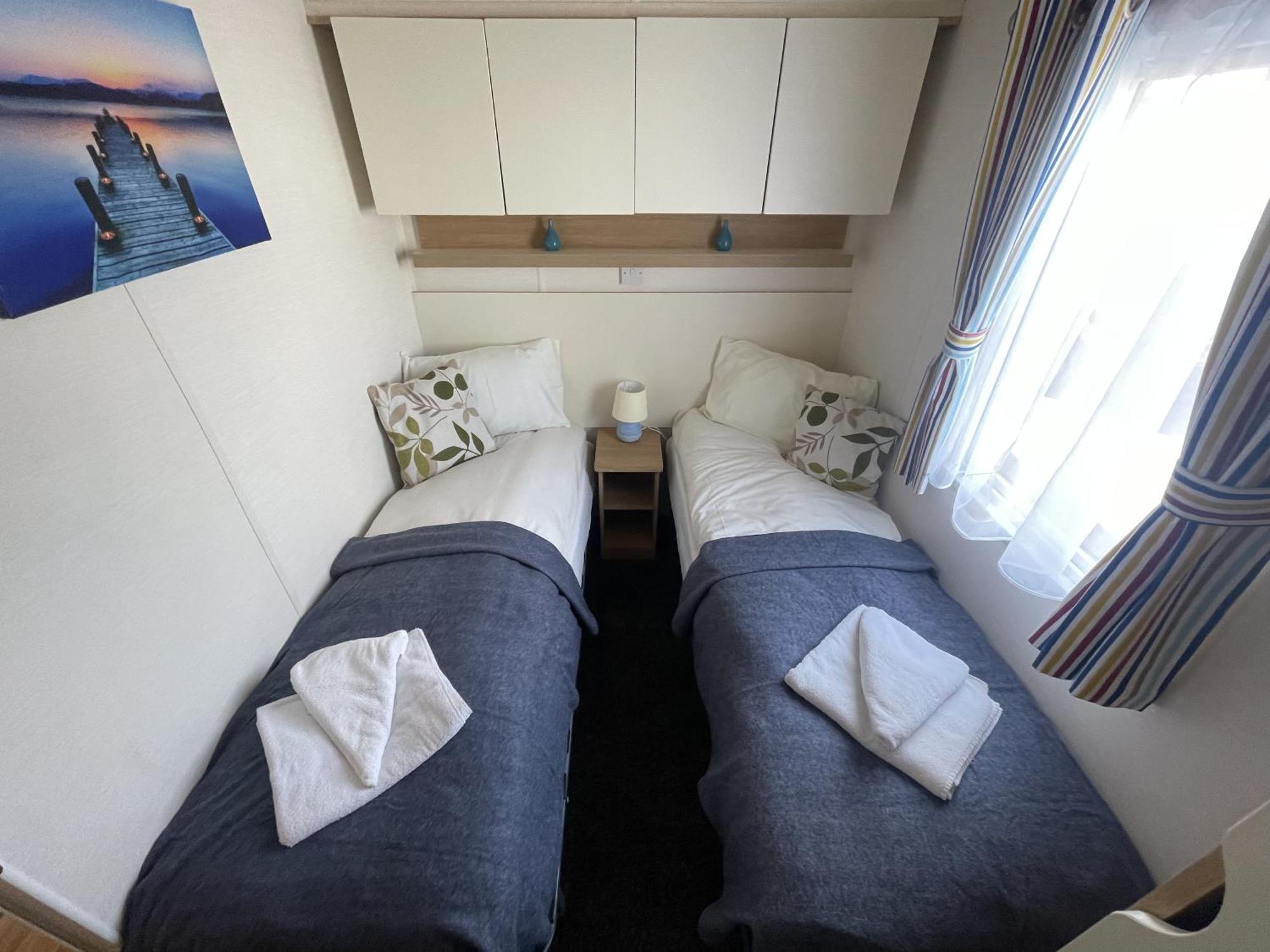 2 Bedroom Caravan, Edi Rita, Robin Hood, Pet Friendly Meliden Exterior foto